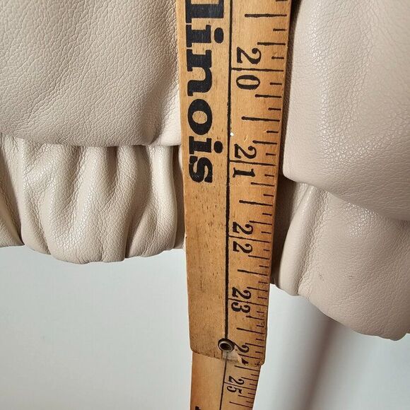 NWT ABERCROMBIE & FITCH BONE / CREAM PUFFER JACKET VEGAN LEATHER SIZE MED WMNS - Picture 16 of 16